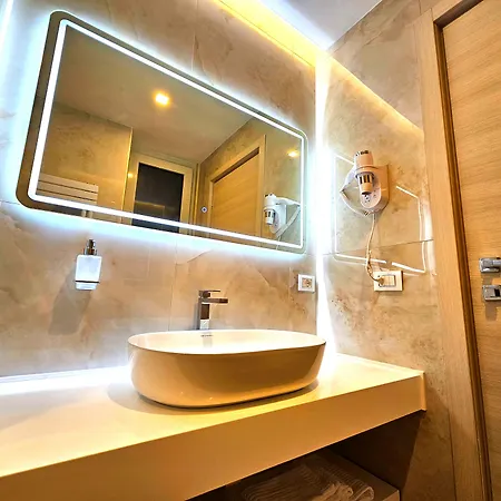 Astoria Supreme - Modern Boutique 4* Lecce