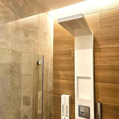 Bed & Breakfast Astoria Supreme - Modern Boutique Lecce