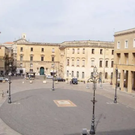 Astoria Supreme - Modern Boutique